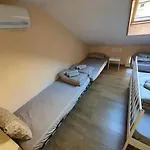 Glavnata Kapana Center *